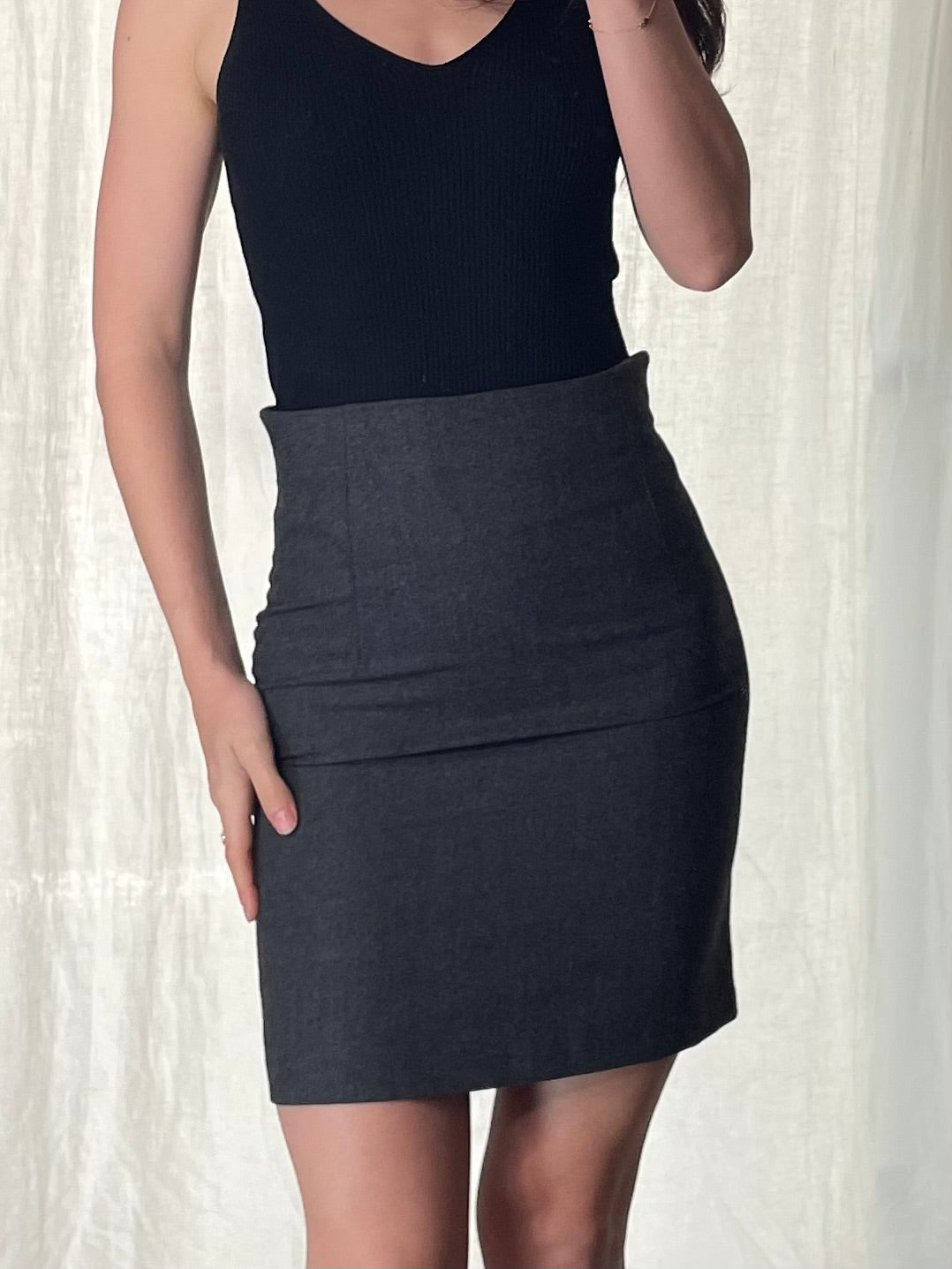 Vintage 100% Wool Dark Gray Pencil Skirt S/M EU 38