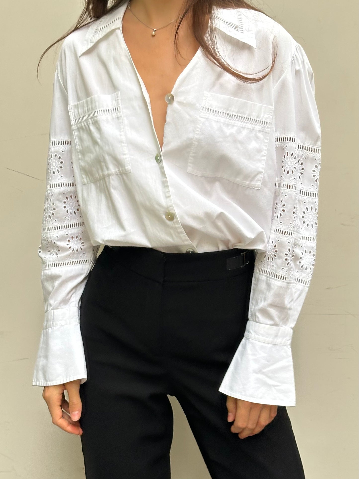 Vintage 100% Cotton White Embroidered Long Sleeve Collared Shirt S/M