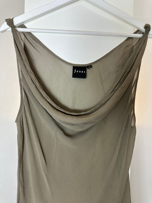 100% Silk Top M