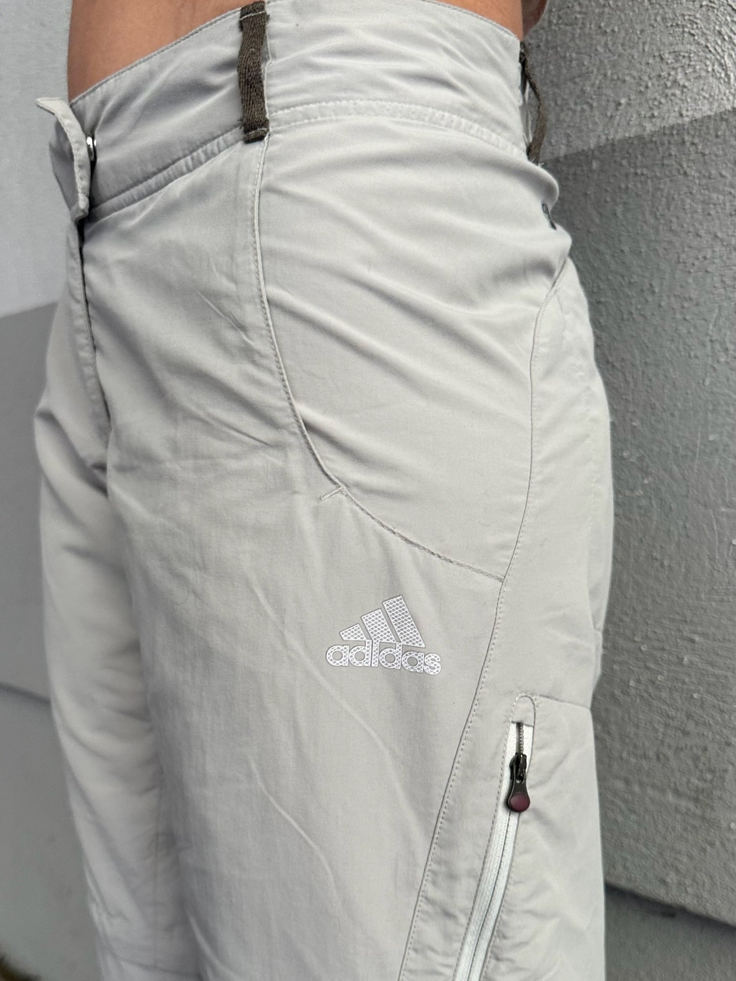 Adidas Light Gray Sports Trousers Bermuda’s 2-in-1 M