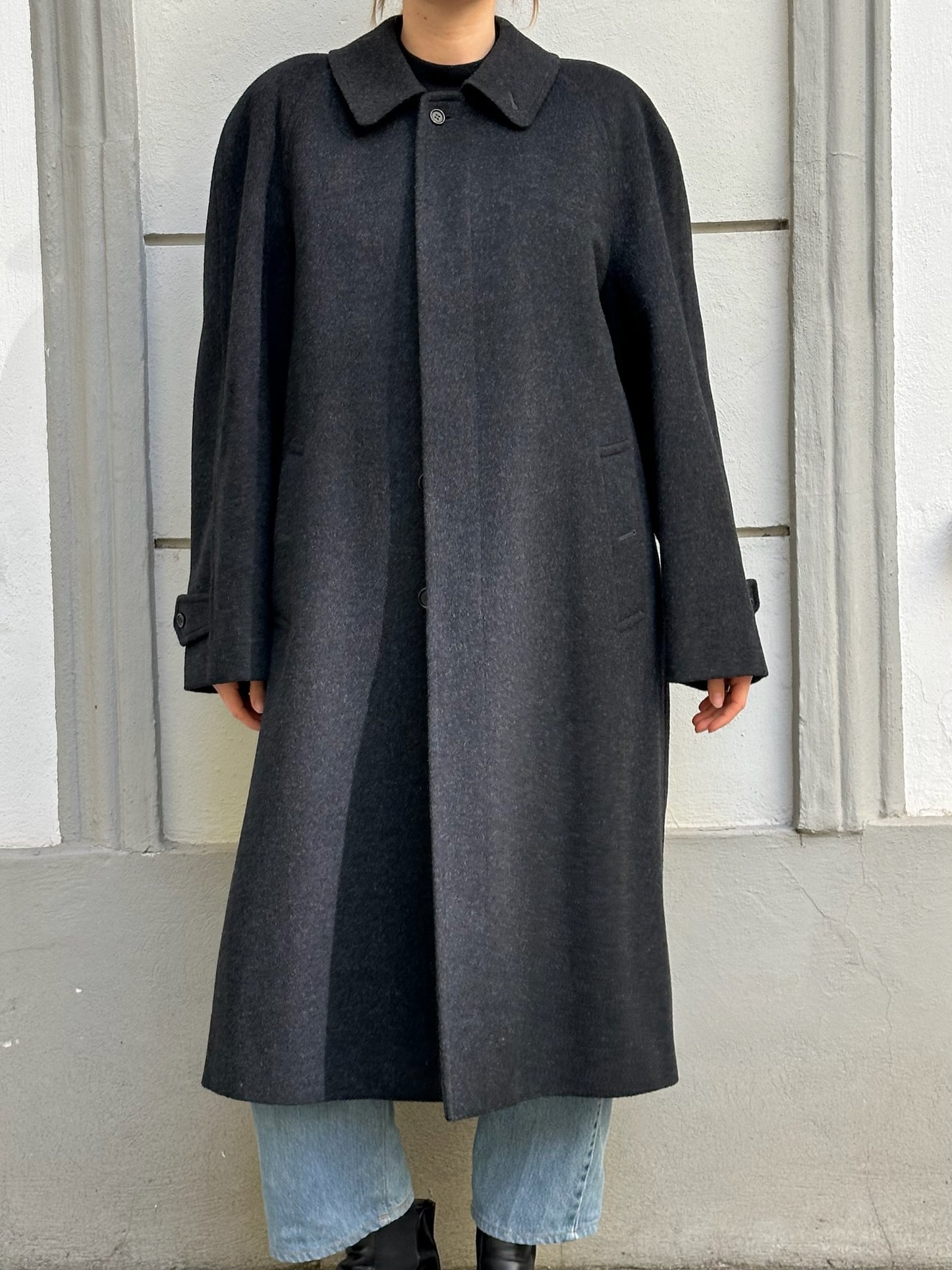 Vintage Burberry's 100% Wool Dark Gray Coat Men's L