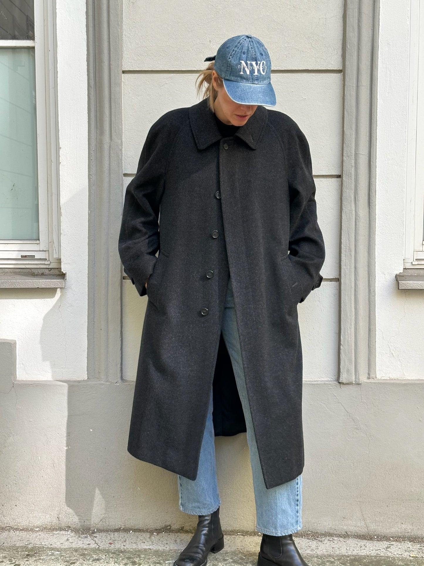 Vintage Burberry's 100% Wool Dark Gray Coat Men's L
