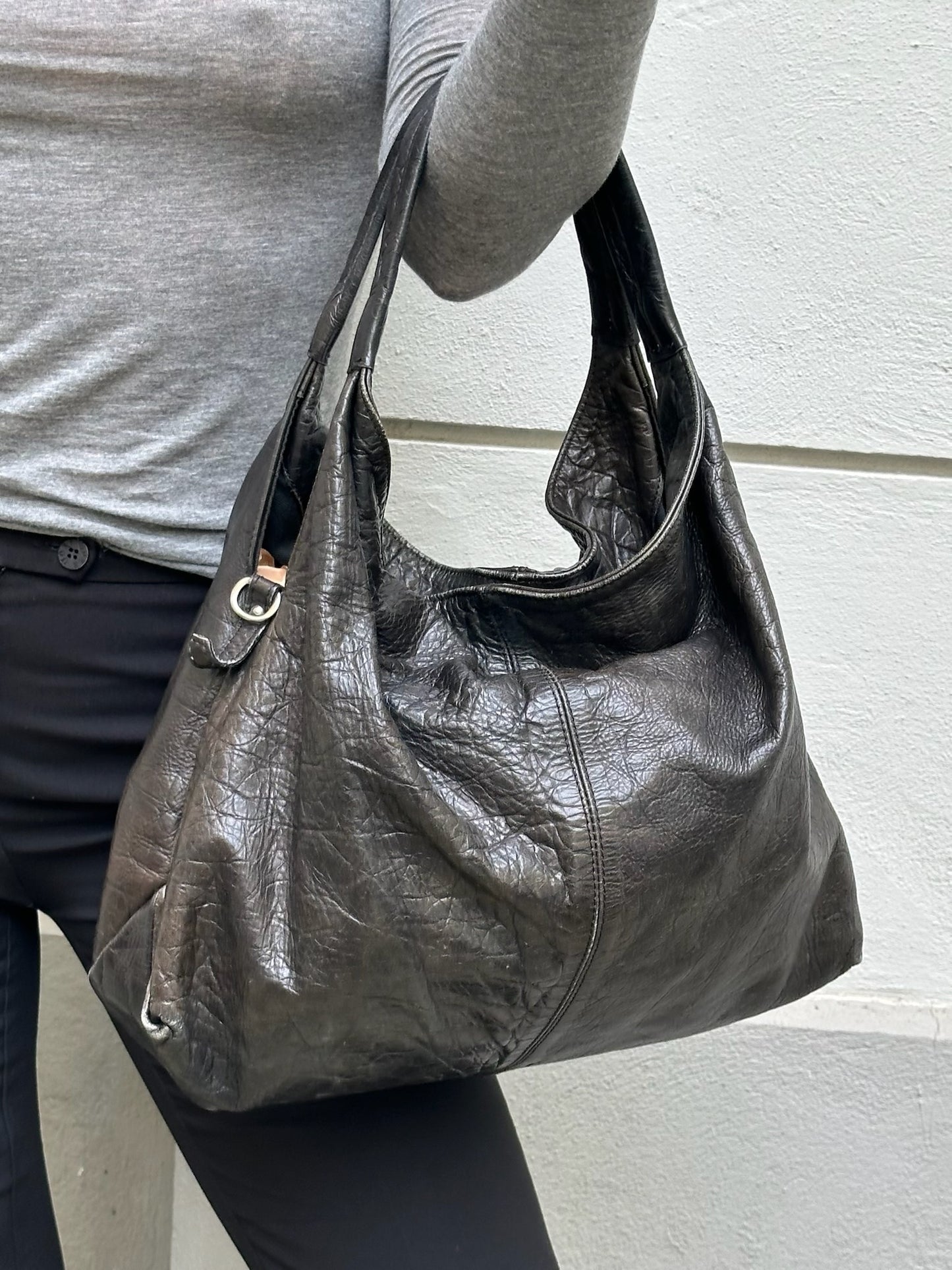 Vintage 100% Genuine Leather Washed Black Bag M/L