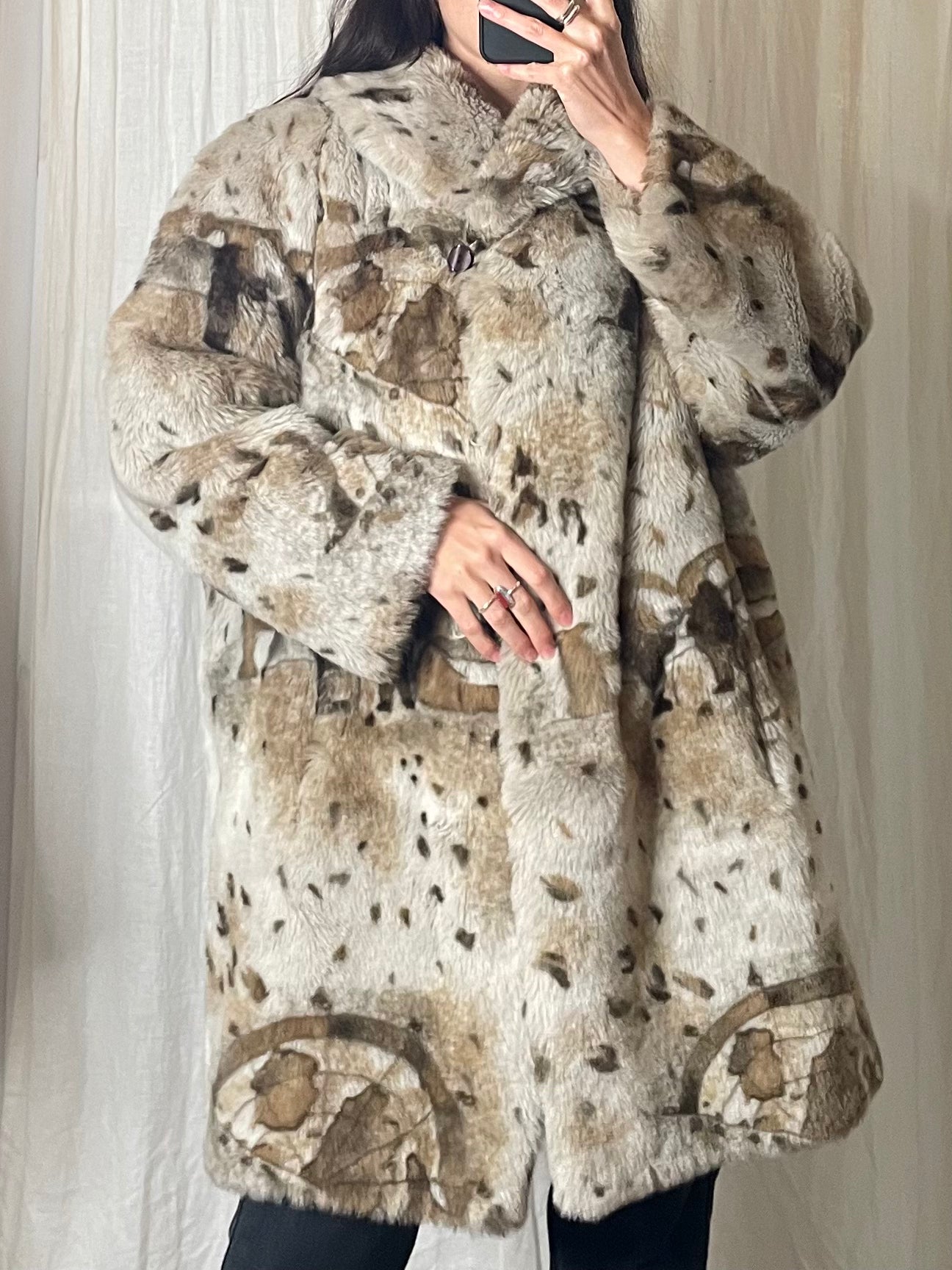 Vintage Faux Fur Beige & Cream Coat M/L