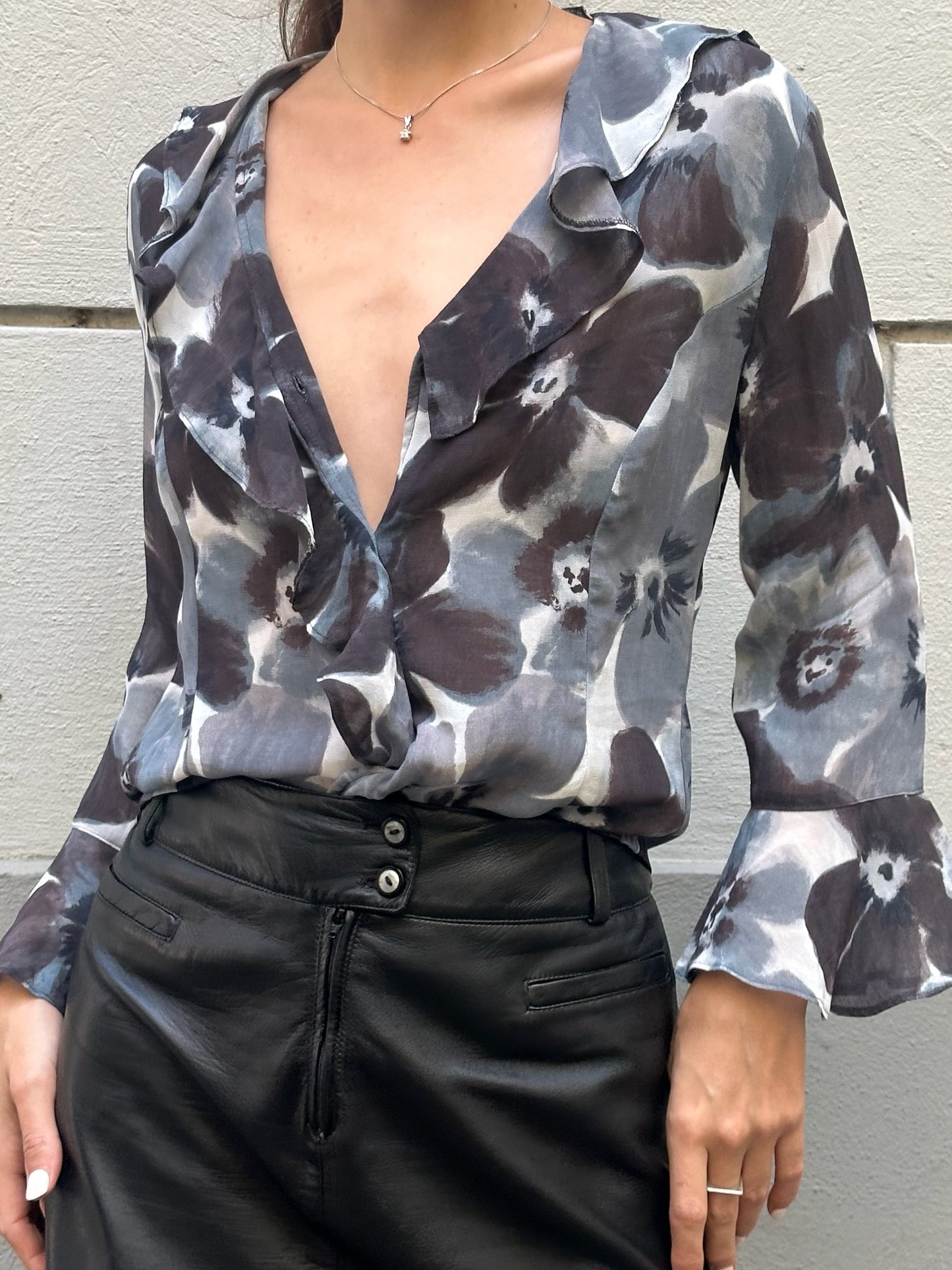 Vintage 100% Viscose Floral Frill Sleeve Button Down Blouse M