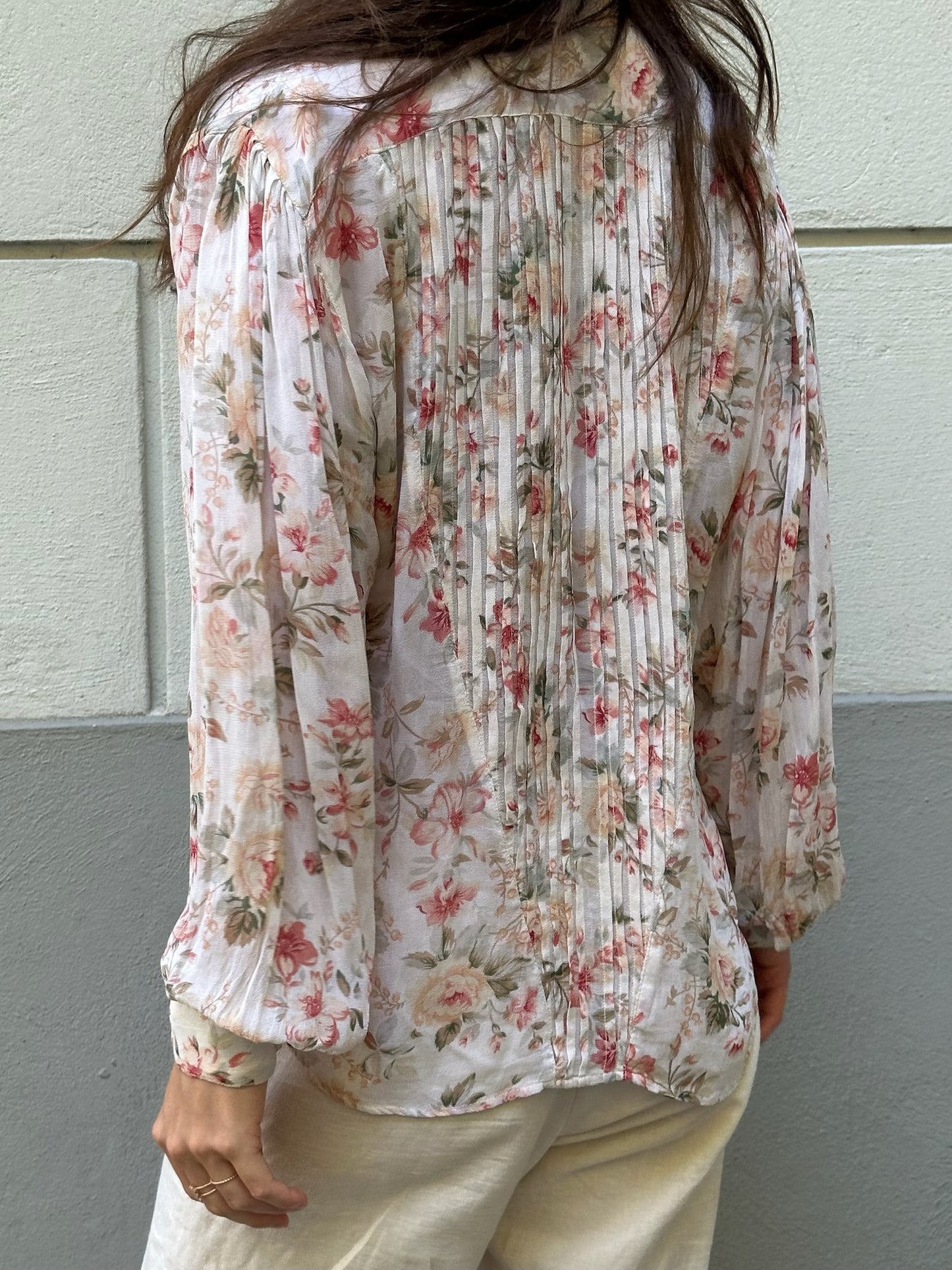 Vintage 100% Viscose Floral White Button Down Blouse M