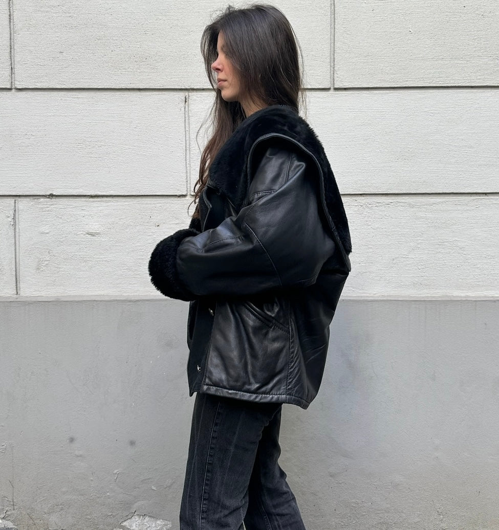 Vintage Black Short 100% Genuine Shearling & Leather Jacket M