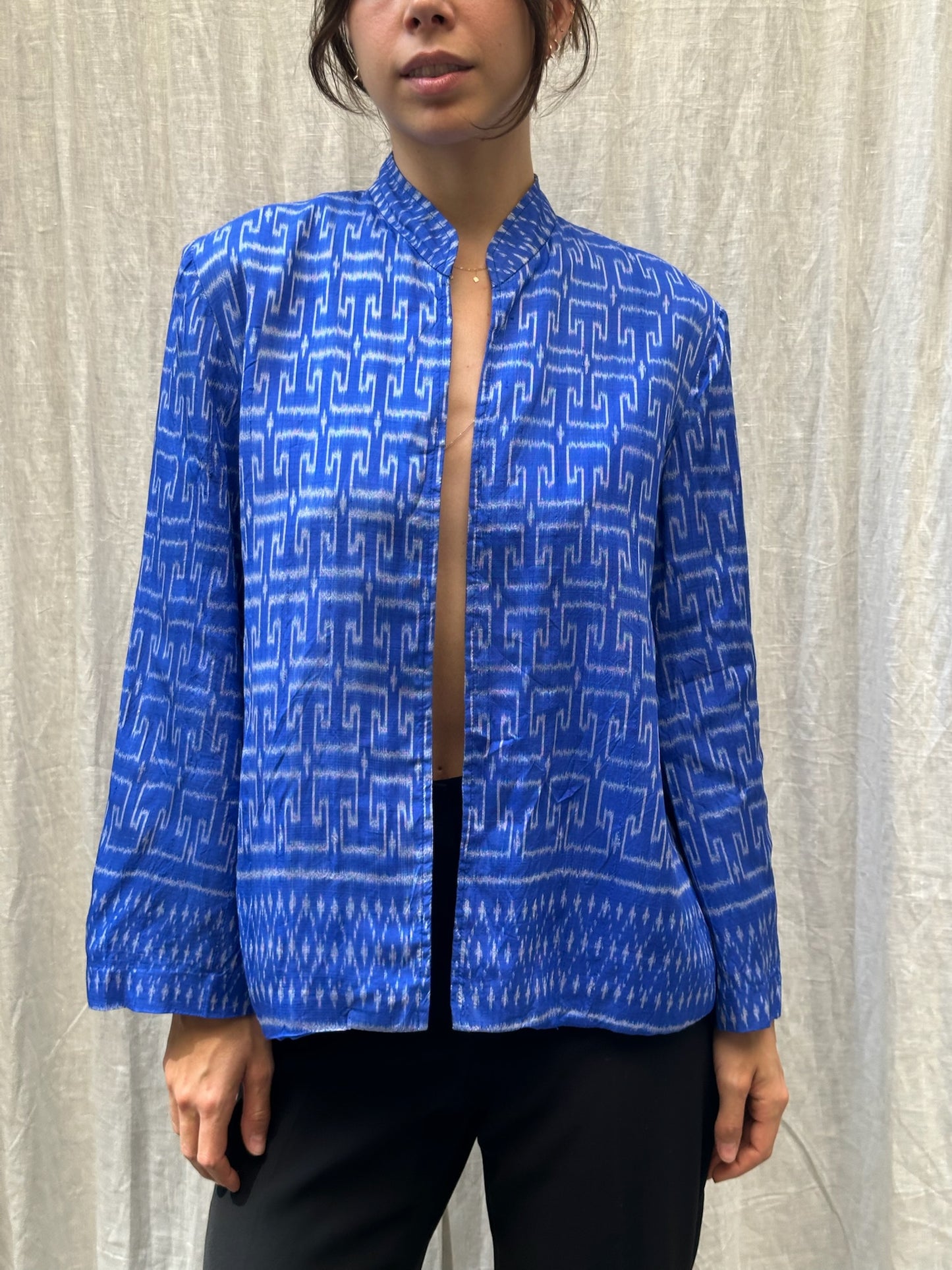 Thai Blue & White Light Jacket M