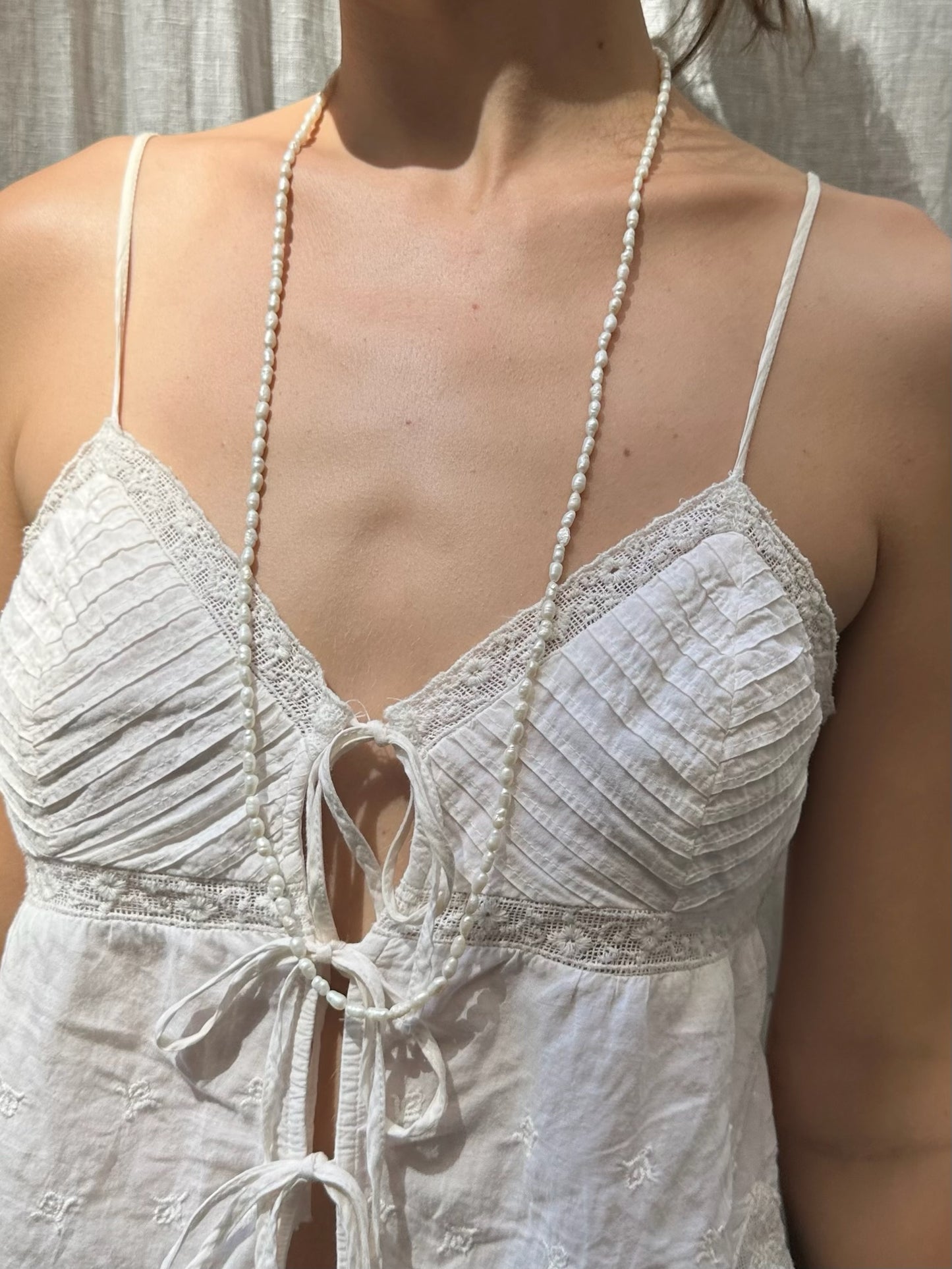 Vintage White Fresh Water White Pearl Necklace With Cat Brooch
