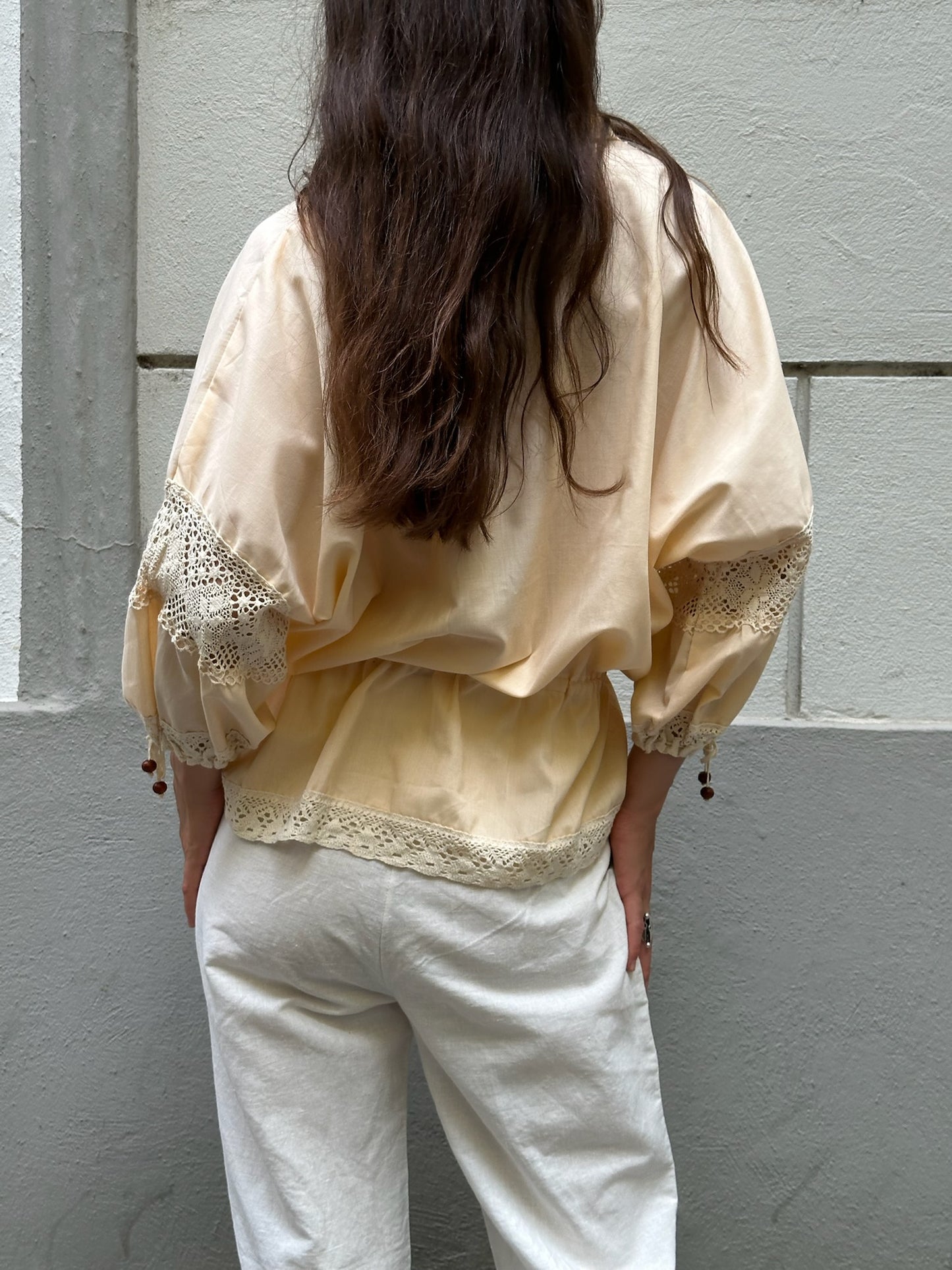 Vintage Baby Peach White Embroidered Blouse M/L