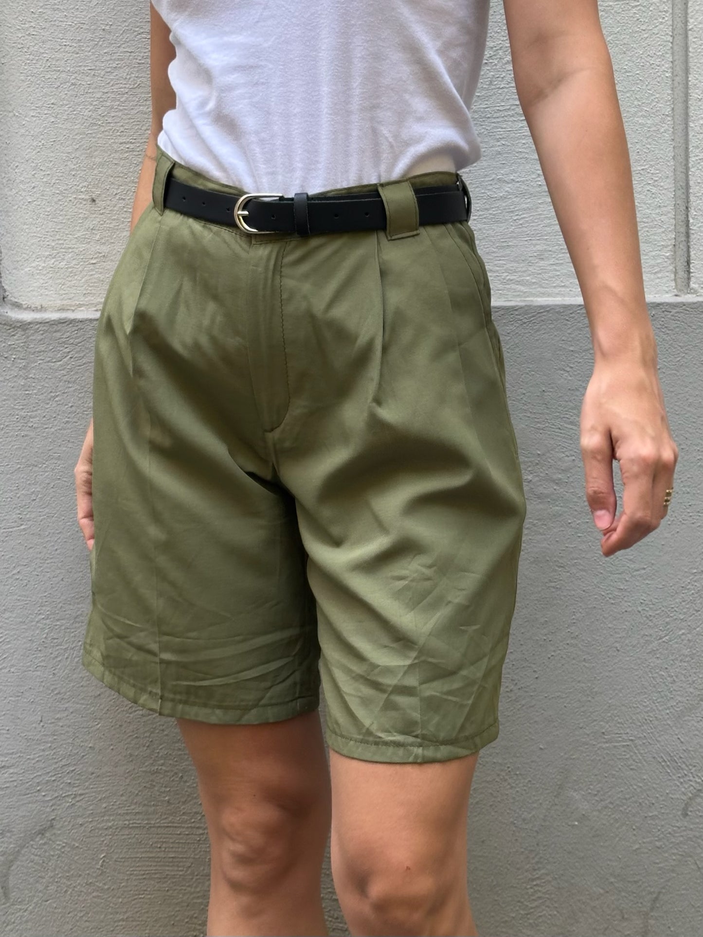 Vintage Olive Green High Waisted Bermuda Shorts M