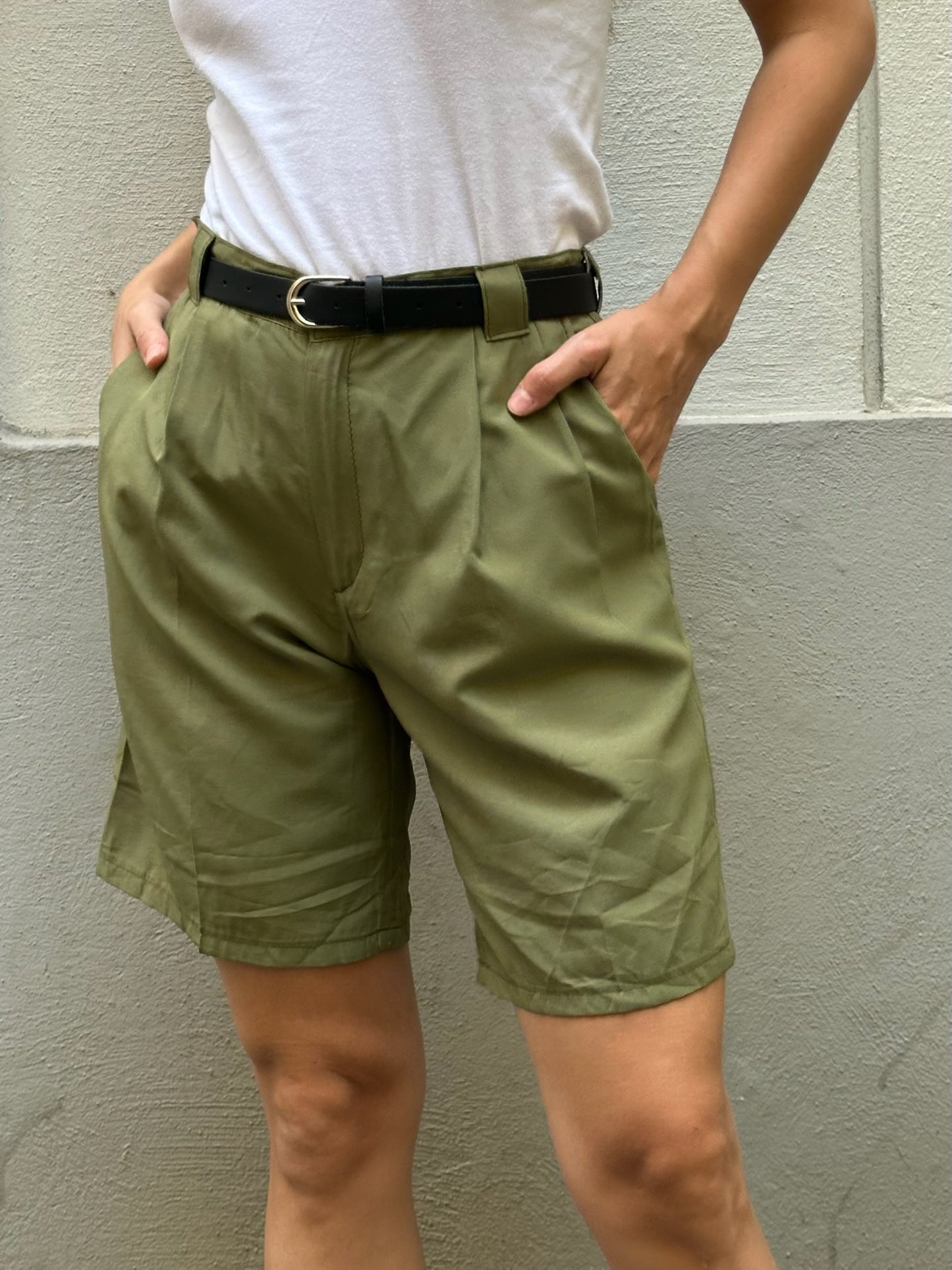 Vintage Olive Green High Waisted Bermuda Shorts M