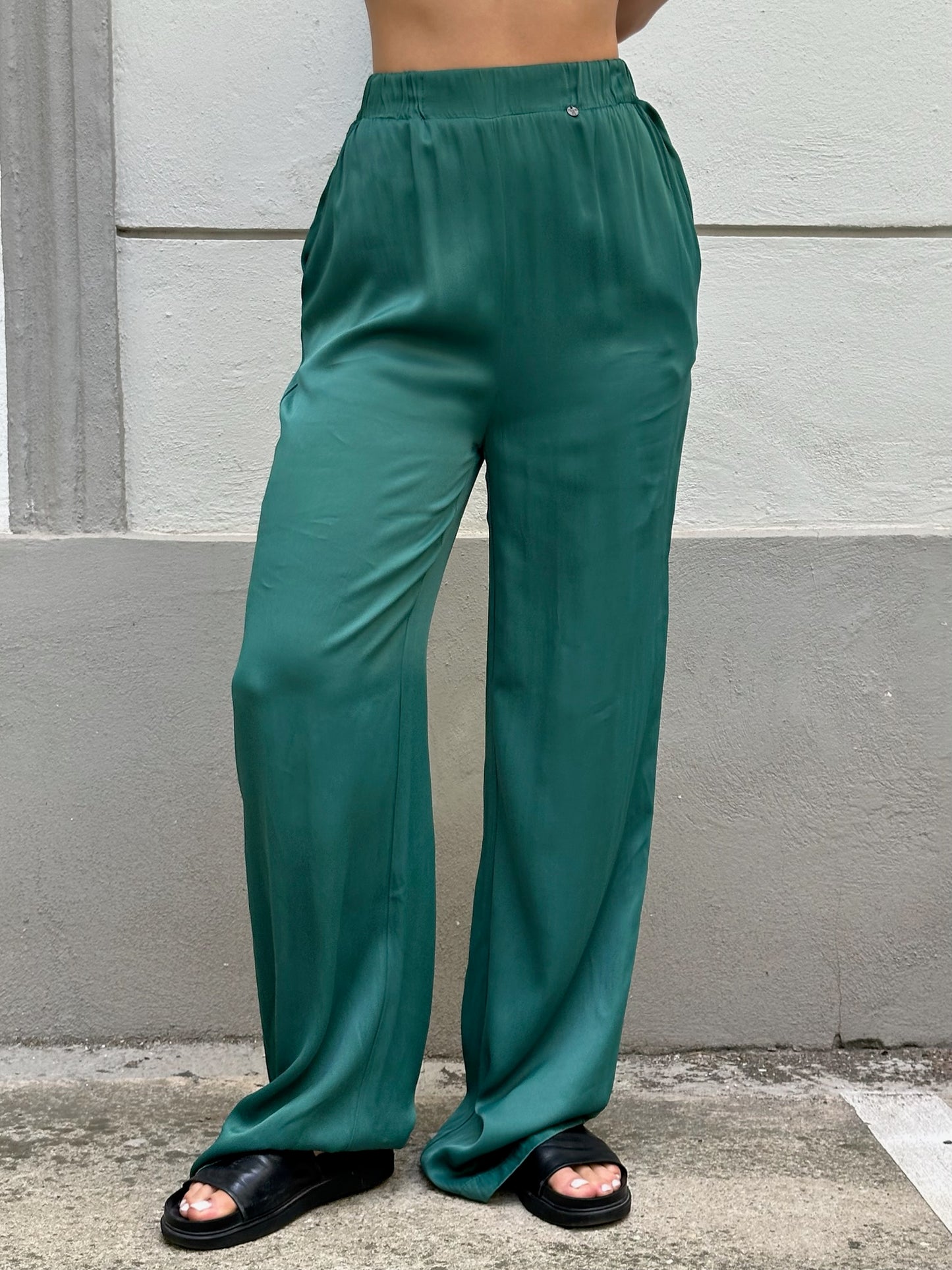Emerald Green 100% Viscose Extra Long Trousers S EU 36