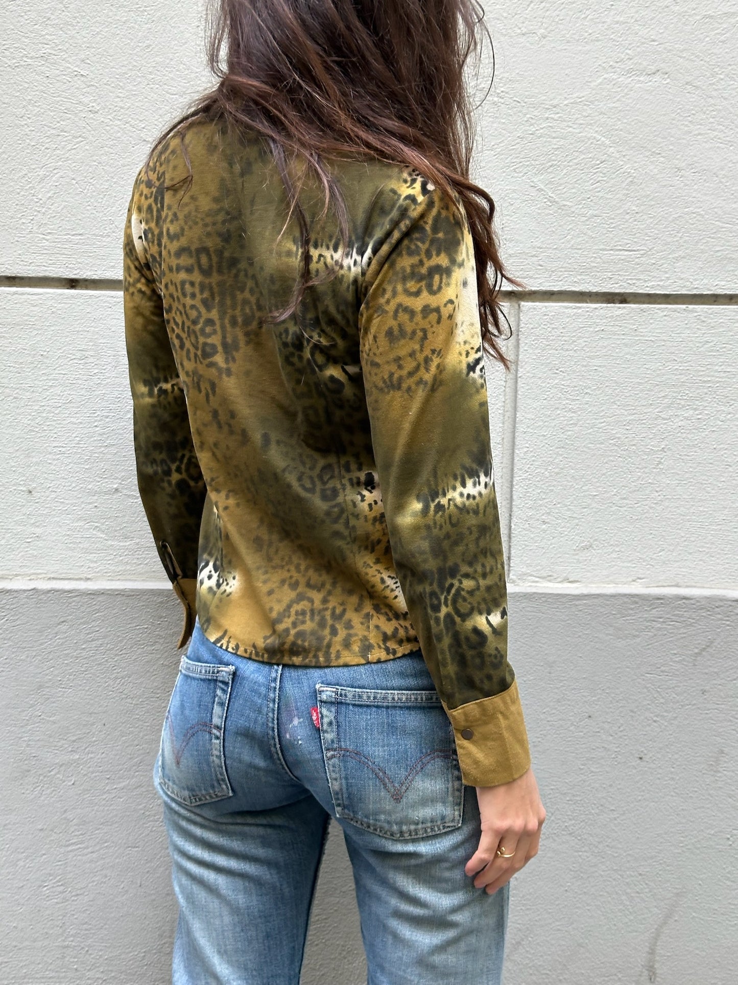 Vintage Viscose Blend Leopard/Cheetah Long Sleeve Button Down Blouse S