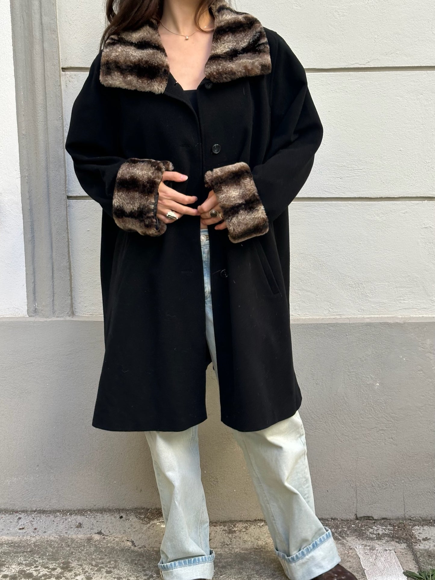 Vintage Black Wool Faux Fur Coat L
