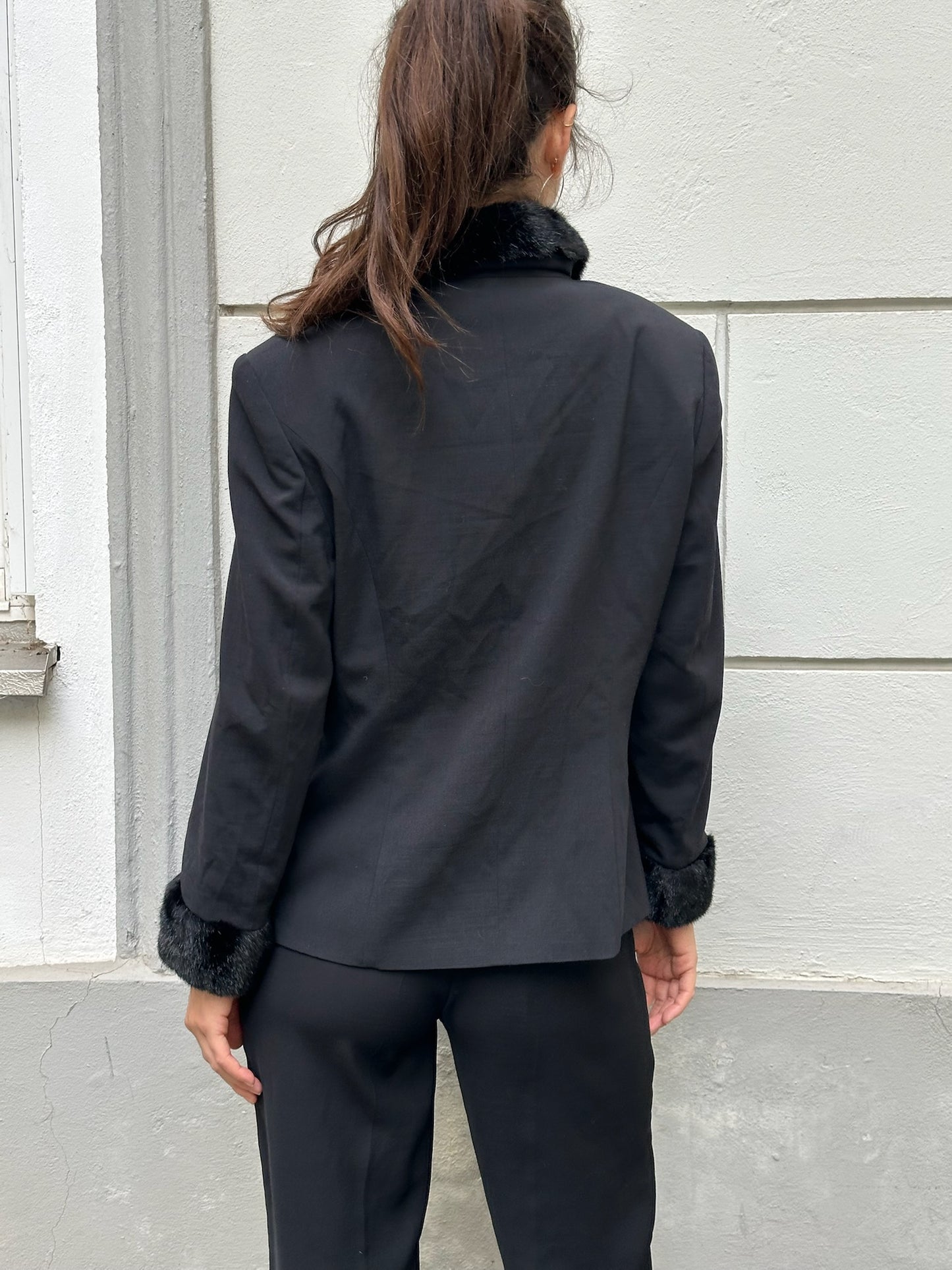 Vintage Black Jacket With Faux Fur Trim M