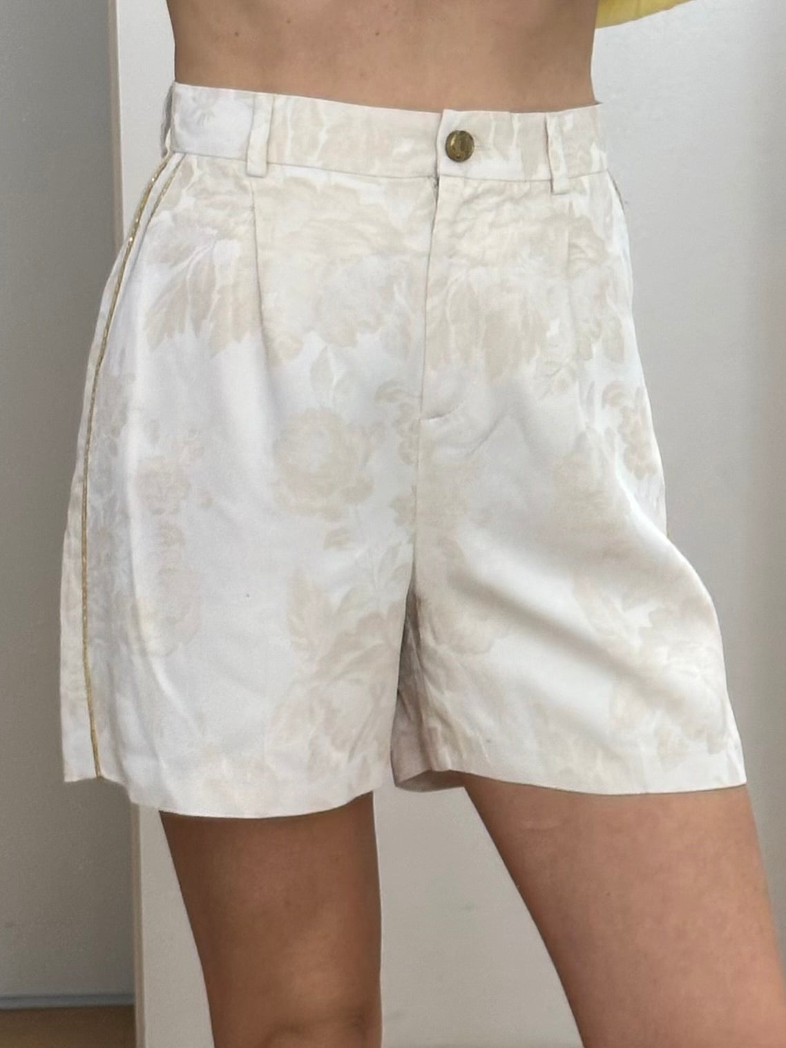 Roberto Cavalli Cream Shorts XS/S