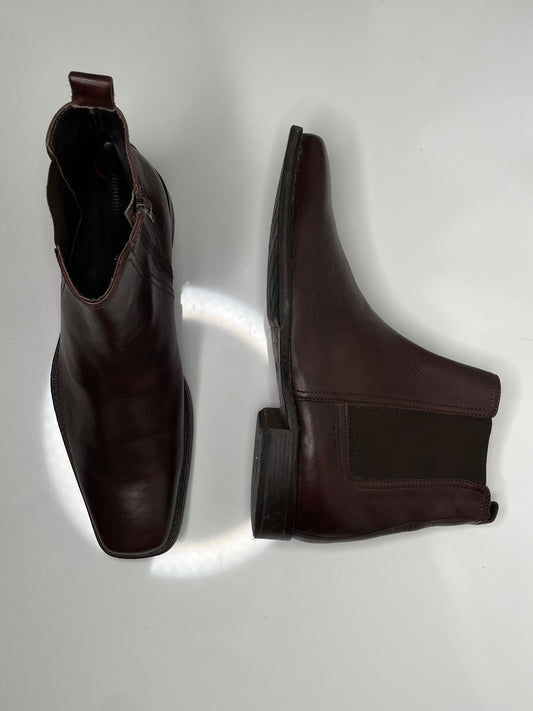 100% Genuine Leather Brown Chelsea Boots 41