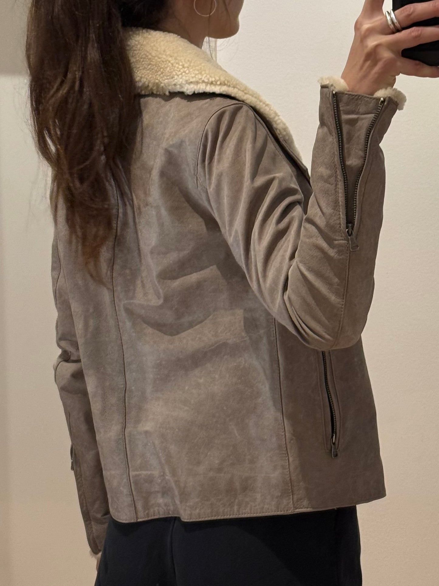 Vintage 100% Genuine Leather Taupe Faux Shearling Jacket XS