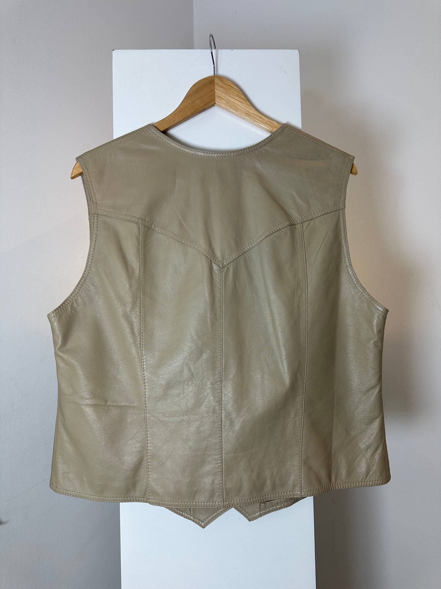 Vintage 100% Genuine Leather Beige Gilet/Vest L