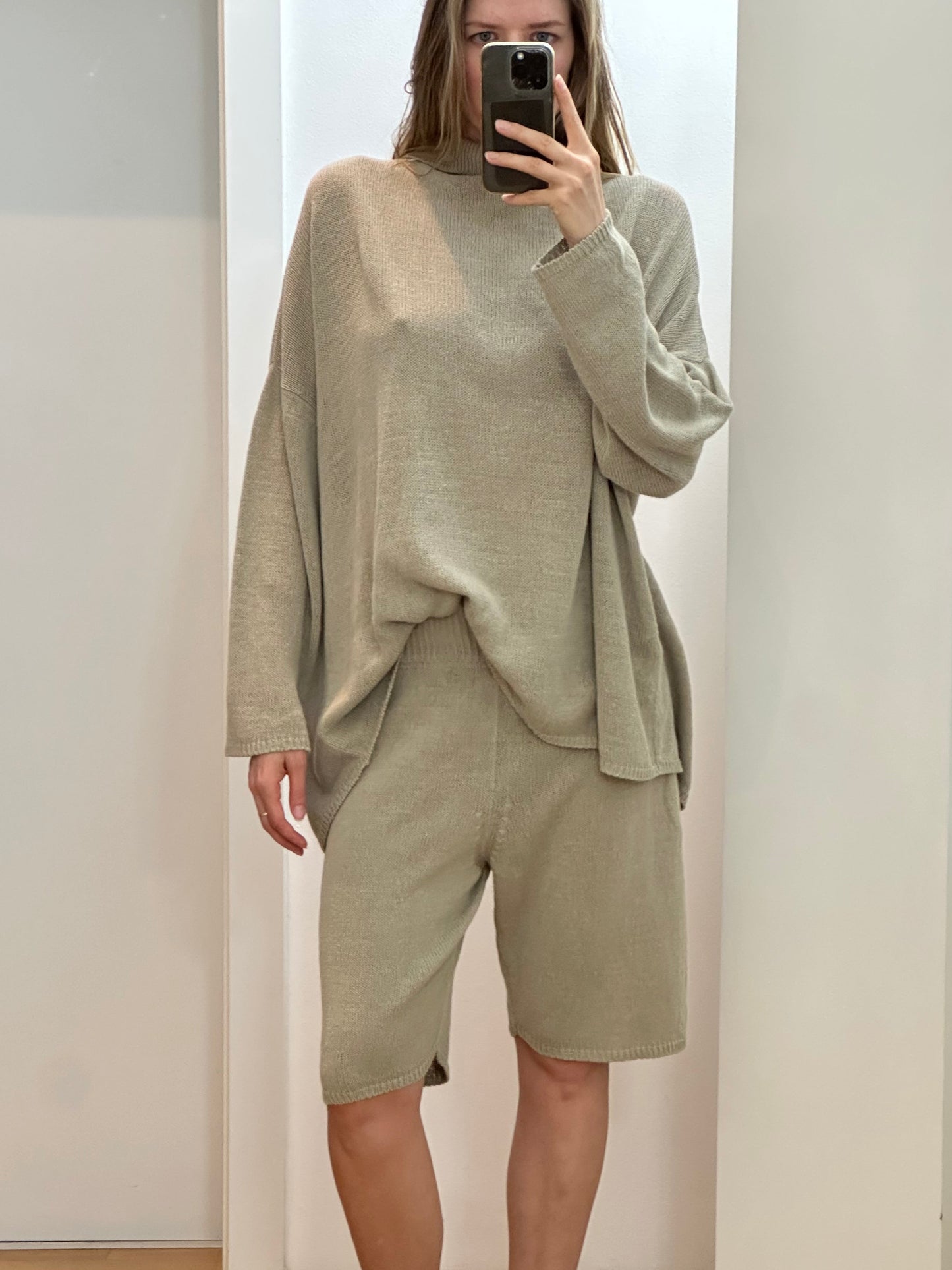 Monica CORDERA Cozy Set
