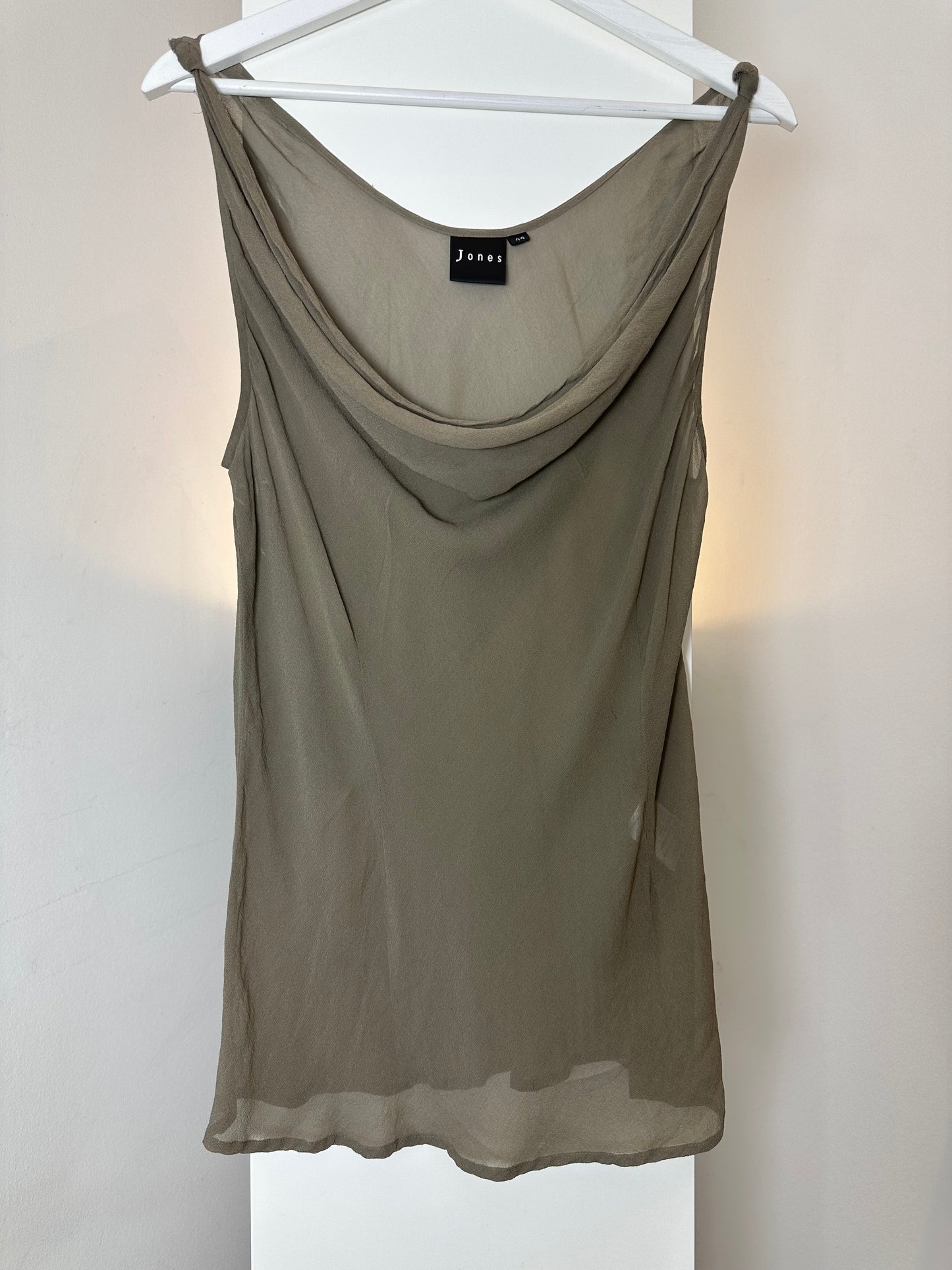 100% Silk Top M