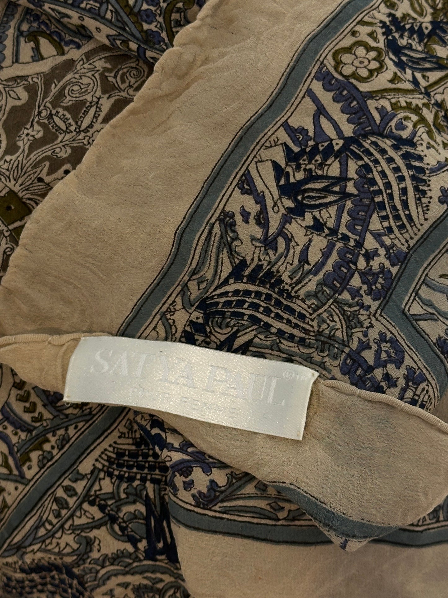 Vintage Silk Scarf L