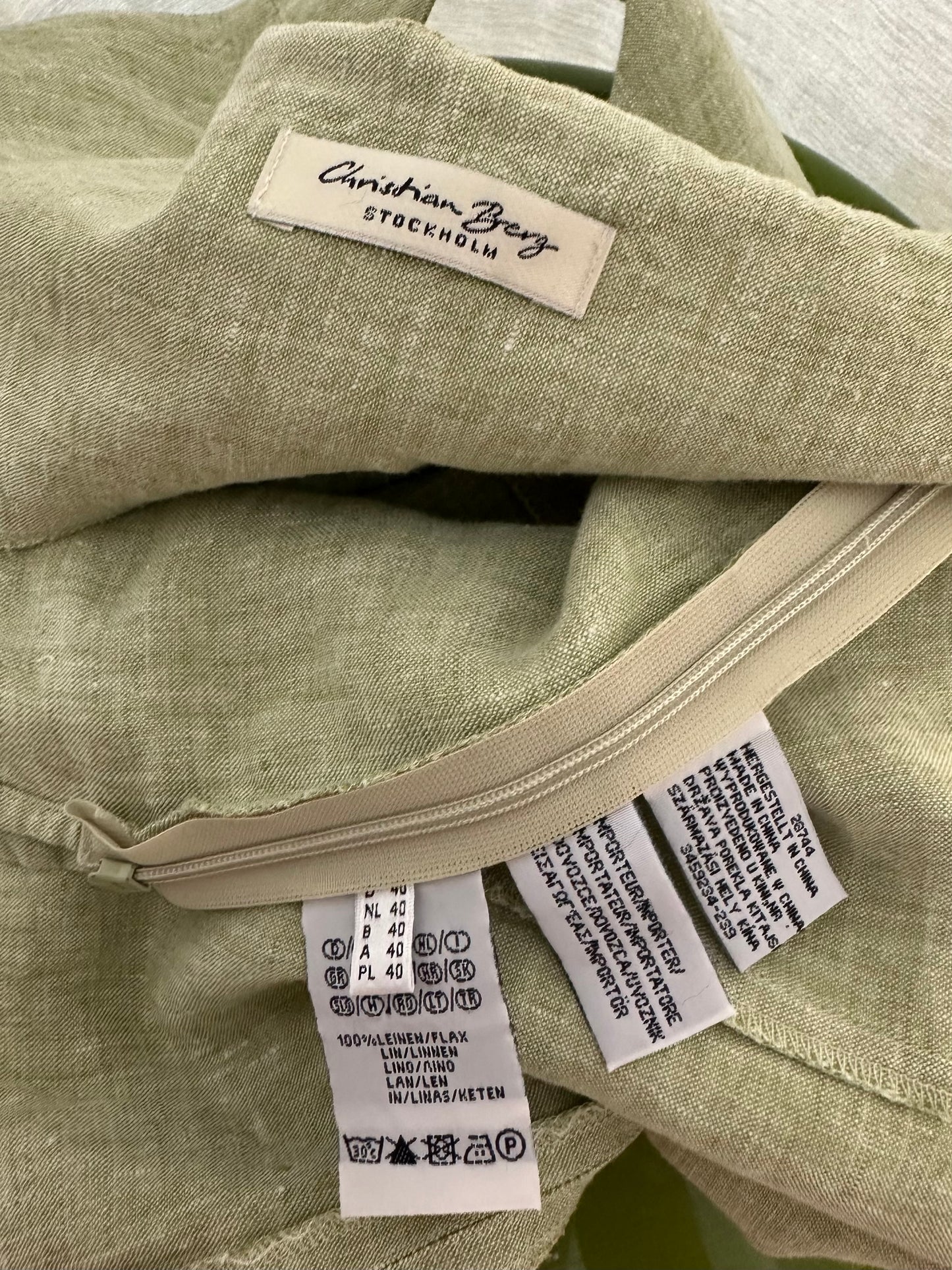 Sage Linen Top M