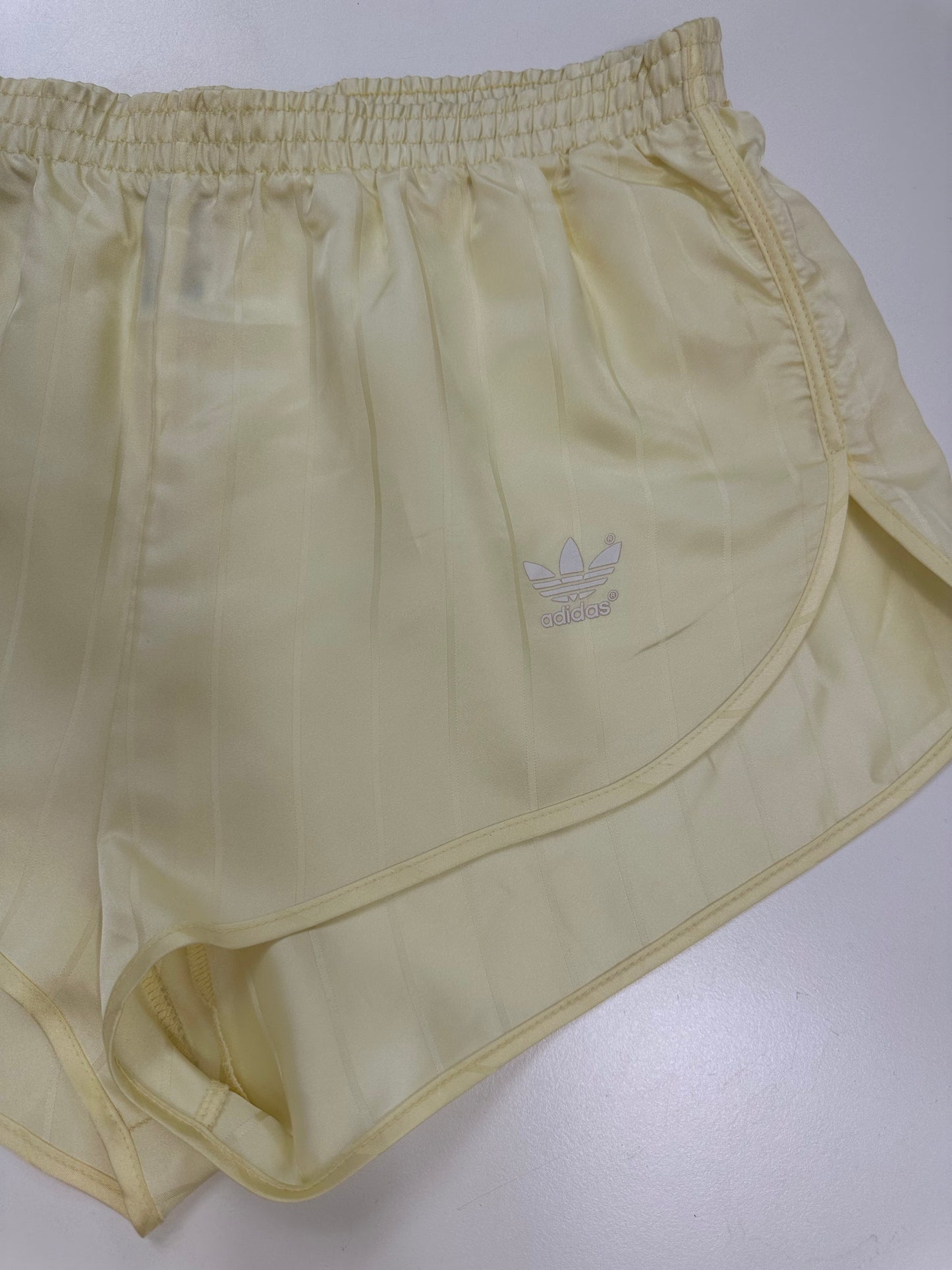 Vintage Adidas Shorts M/L