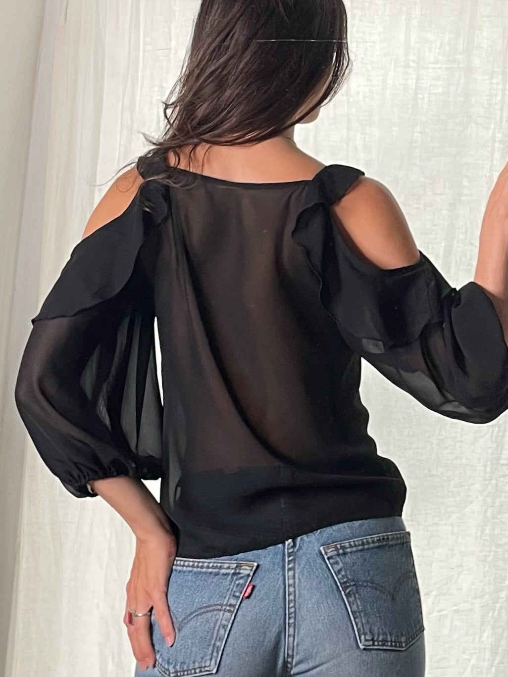 Black Cut Out Shoulder Ruffle Blouse XS/S