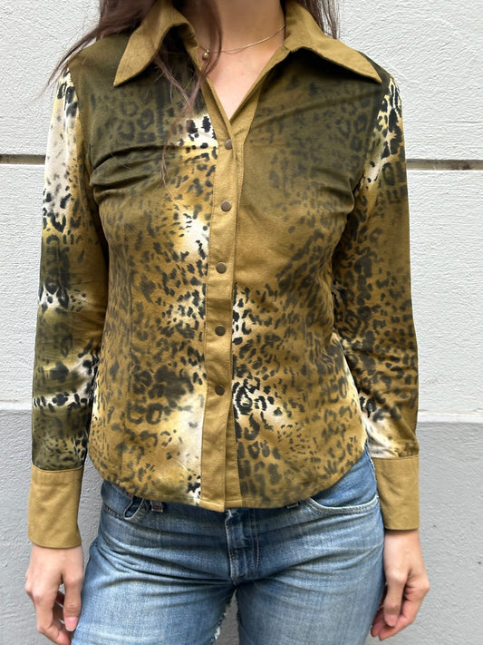 Vintage Viscose Blend Leopard/Cheetah Long Sleeve Button Down Blouse S