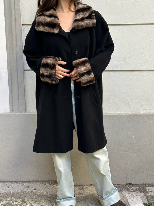 Vintage Black Wool Faux Fur Coat L